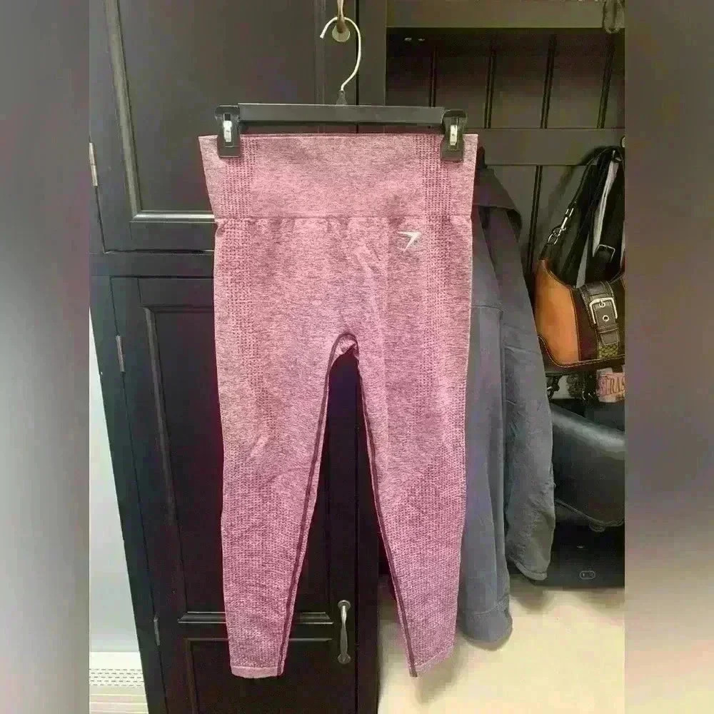 GymShark ribbed leggings. Size m